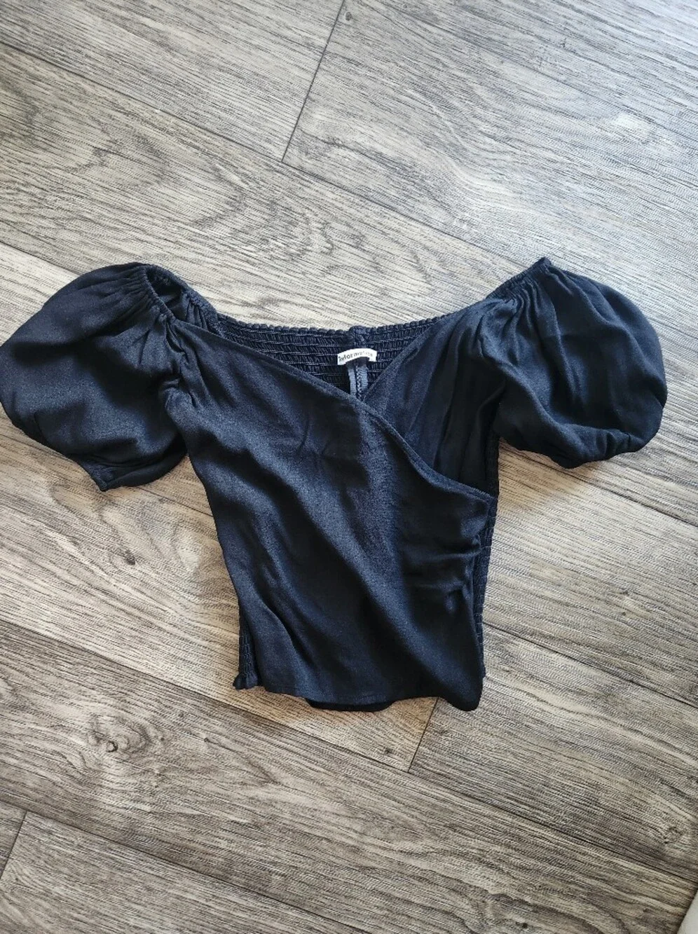 Reformation Lampone Off Shoulder Black Puff Sleep Faux Wrap Top Size 2